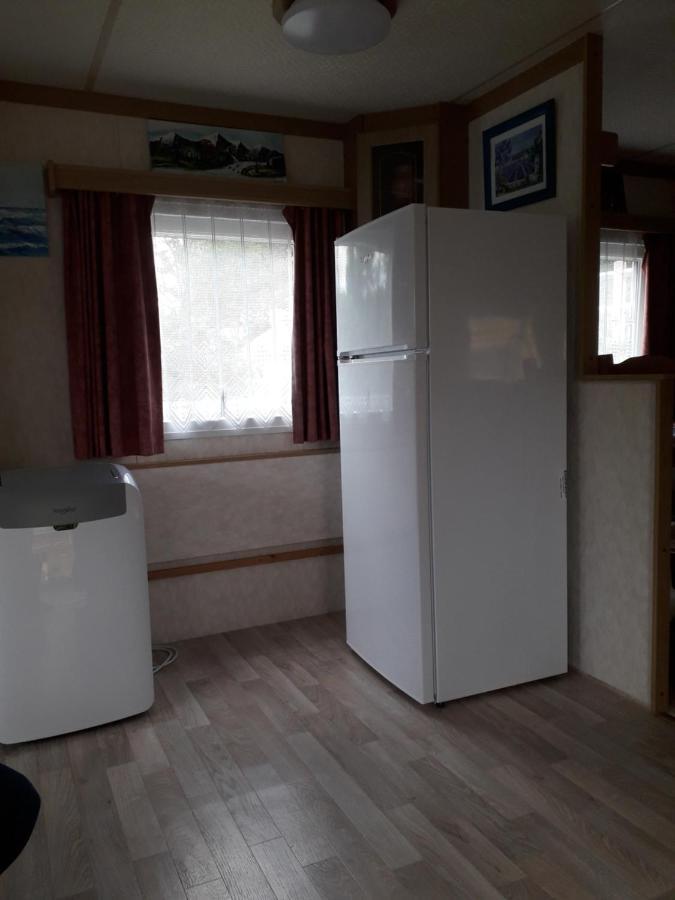Mobile Home Le Clos De See Chérencé-le-Roussel المظهر الخارجي الصورة